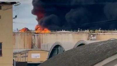 Explosion at Florence fuel depot sends thick black smoke into sky