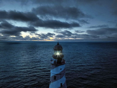 Most Remote Lighthouse on Great Lake Seeks Volunteer Keepers to Live for Days in the Middle of Nowhere