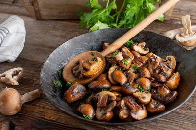 Mushrooms are better with brown butter