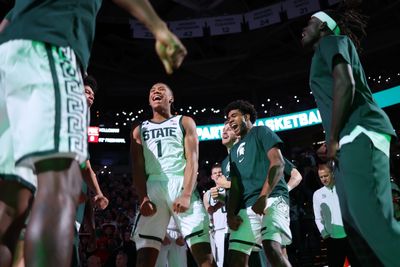 Spartans move up in latest of USA TODAY Sports Coaches Poll