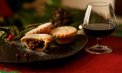 Crumbs! Why are mince pies so expensive this Christmas?