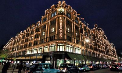 Harrods workers vote to strike in Christmas week over pay and perks