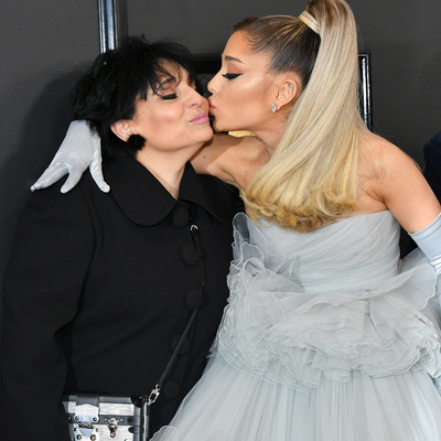 Ariana Grande's mum had the funniest reaction during a 'Wicked' screening