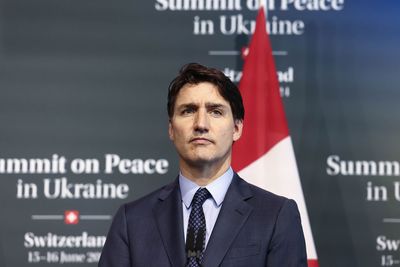 Trudeau pledges tariff retaliation