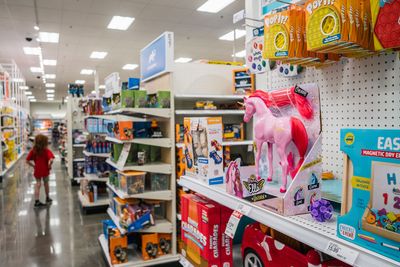 Toymakers' tariff warning for consumers