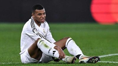 Kylian Mbappe Injured in Real Madrid's Champions League Game vs. Atalanta