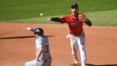 Blue Jays Acquire Former All-Star Andres Gimenez in Trade With Guardians