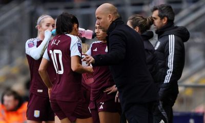 Aston Villa Women consider the future of manager Robert de Pauw