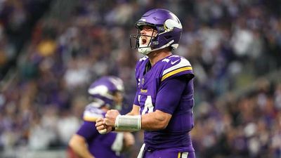 Vikings OC Wes Phillips Raves About Sam Darnold While Mum on QB's Future in Minnesota