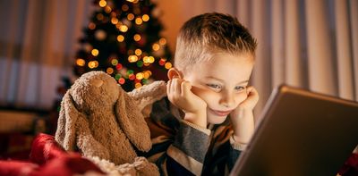 Christmas can be tricky for kids with separated parents. Here are 5 tips to help them cope