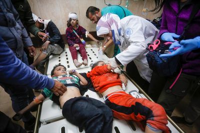 Sixty patients at Gaza hospital at risk of starving, authorities say