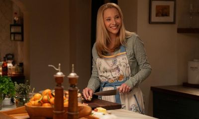 No Good Deed review – Lisa Kudrow carries this twisty, binge-worthy mystery