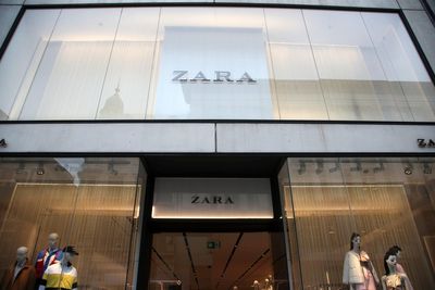 Zara owner sees sales growth slow at start of Christmas season