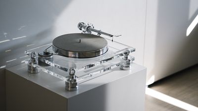 The M6xTT turntable is more gorgeous acrylic from Musical Fidelity – just in a smaller and cheaper package