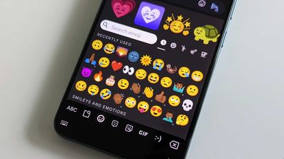 Gboard's Emoji Kitchen just got a smarter suggestion bar