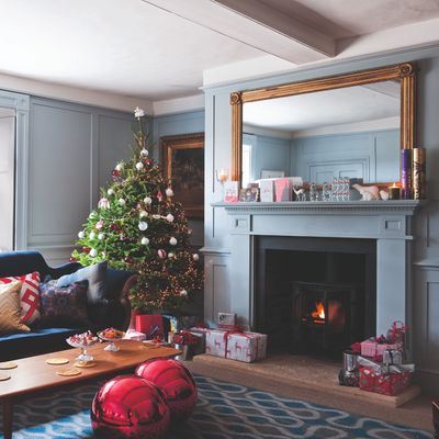 The ultimate Christmas Eve checklist – what experts recommend to check off the to-do list ahead of the big day for smooth and stress-free festivities