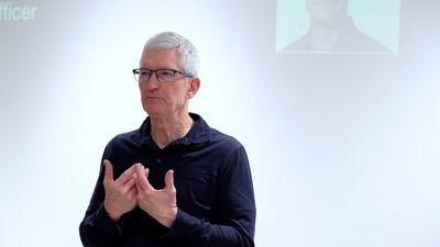 Apple boss Tim Cook says London's 'unbelievable' talent will play crucial role in the AI revolution