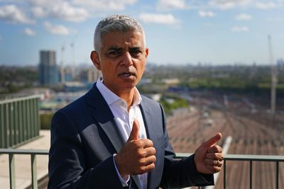 London mayor Sadiq Khan gets £4k pay rise, meaning he earns almost as much as the Prime Minister