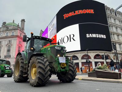 Farmers’ new London protest against Labour ‘tractor tax’ ...The Standard podcast