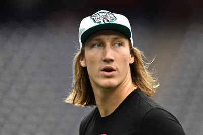 Trevor Lawrence pens note to Jaguars fans after season-ending injuries