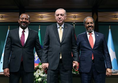 Somalia, Ethiopia agree on compromise to end tension, Turkish leader says