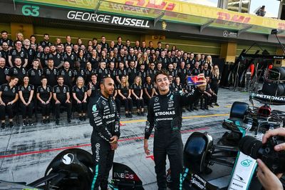 Russell: Hamilton a role model until the end after lifting team in Abu Dhabi