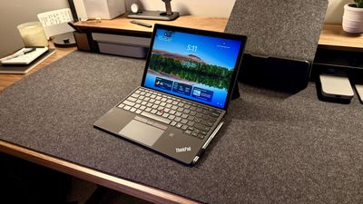 Lenovo ThinkPad X12 Detachable Gen 2 business laptop review