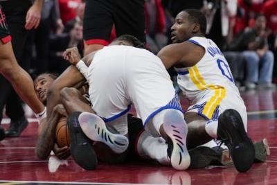 Golden State Coach Criticizes Foul Call In Loss To Houston