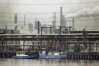 New Jersey Considers Climate Superfund For Oil Facilities