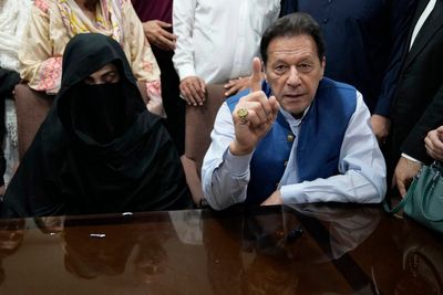 A Pakistani court indicts imprisoned former PM Imran Khan and his wife for corruption