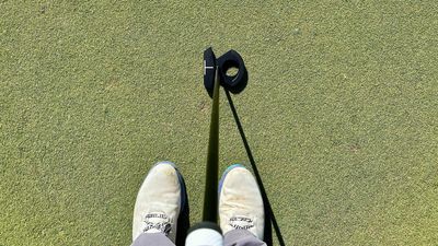 I just tried the viral L.A.B. DF3 golf putter — here's what happened to my short game