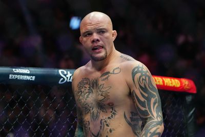 Anthony Smith contemplates ‘one final sendoff’ after emotional UFC 310 loss