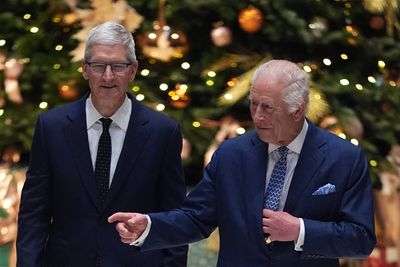 Apple CEO Tim Cook meets King Charles ...Tech & Science Daily podcast