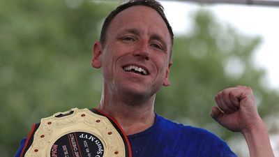 Joey Chestnut Lands Festive Role With Holiday Bowl for Postgame Eggnog Bath