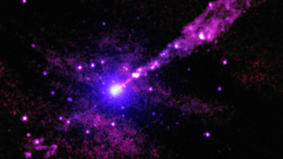 Galaxy-size jet from monster black hole blasts mystery object in deep space (video)