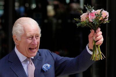 AP photos capture British royal family's year of illness and recovery