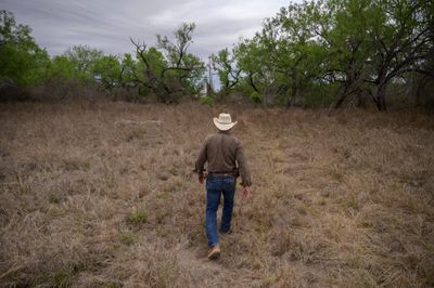 Tom Homan Accepts Texas Land for Border Security Amid Rising Tensions Over Federal Immigration Policies