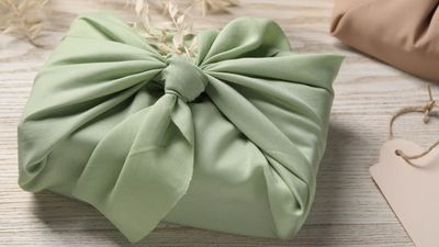 5 clever ways to wrap gifts without paper — and make a great impression