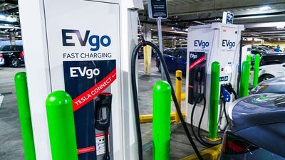 EVgo Gets DOE Loan To Triple Network Without Issuing Shares; Stock Eyes Buy Point