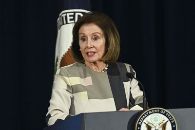 Pelosi opposes AOC oversight bid