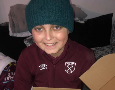 Oscar Fairs: West Ham goalkeeper dies, aged 15, after cancer battle