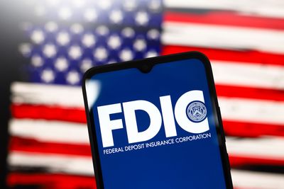 Trump team targets bank regulators