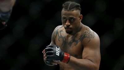 Former Panthers DE Greg Hardy viciously KO’d by (much smaller) Russian boxer