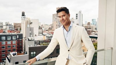 Fredrik Eklund's colorless Christmas tree perfects festive trends for this December – and you can recreate the look from $22