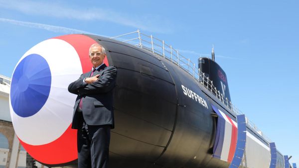 Former admiral urges Australia to renege on Aukus deal and buy French subs