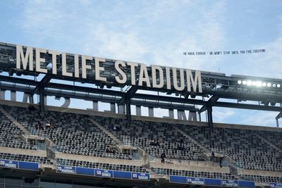 Mara gets another aerial message to thrash the Giants before game against the Ravens