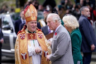 A second top Church of England cleric is facing calls to resign over his handling of abuse claims