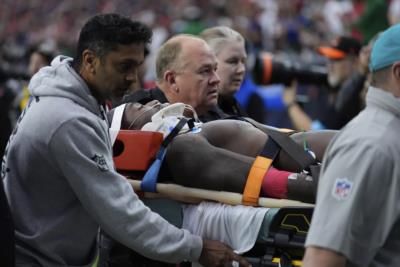 Miami Dolphins' Grant Dubose Carted Off After Head Injury