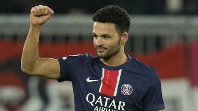 Homophobic chanting mars PSG victory over Lyon at Parc des Princes