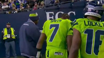 Tyler Lockett Stayed By Geno Smith's Side After Injury in Classy Gesture